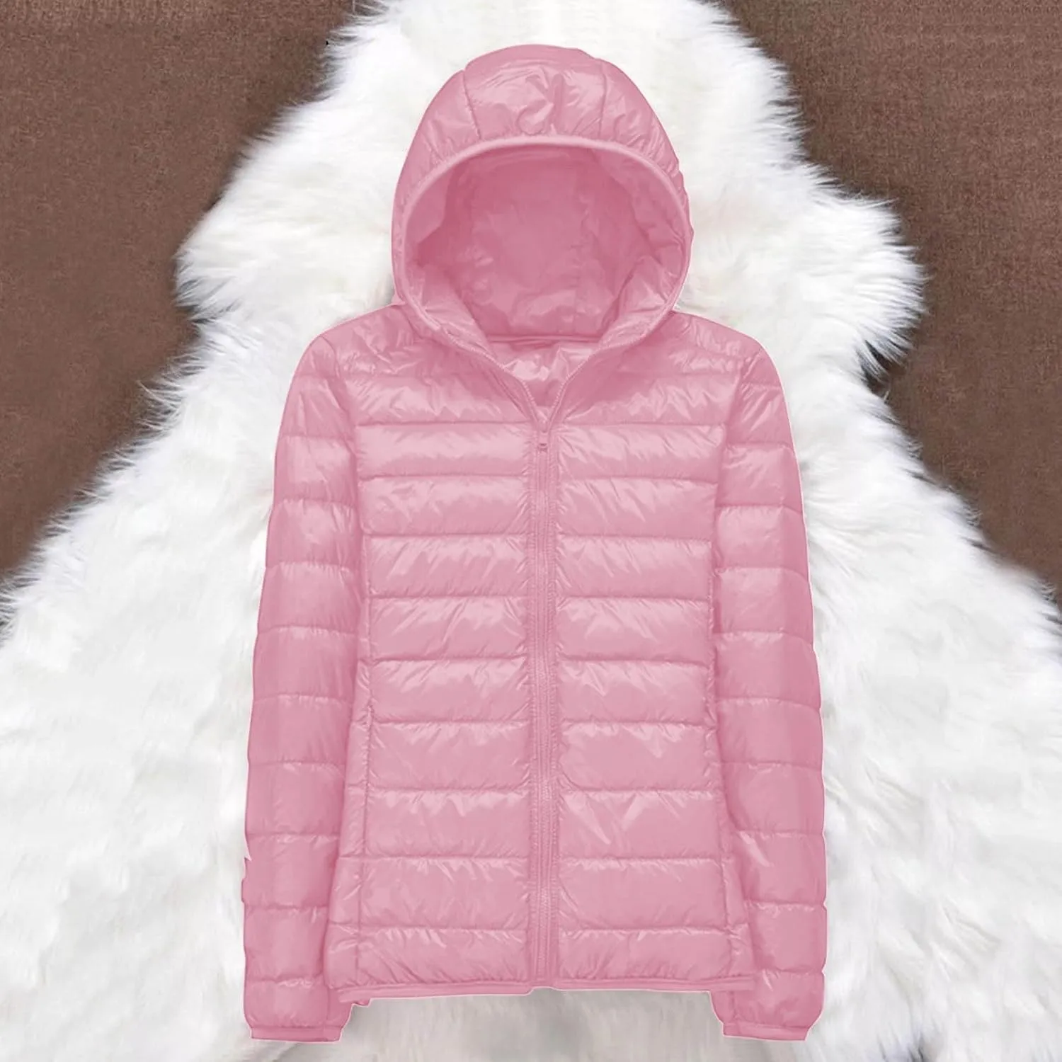 Packable Puffer Jacket for Women Lightweight Short Down Jackets Trendy Slim Fit Bubble Coat Winter Puffer Jackets with Hood