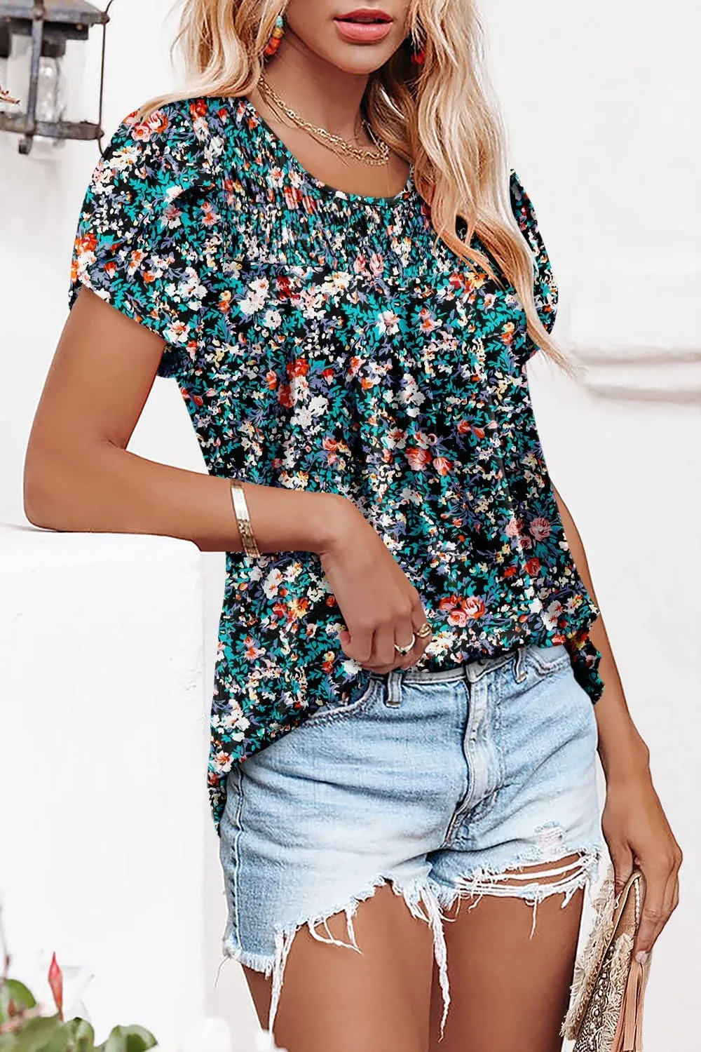 ZOLUCKY Womens Short Sleeve Shirts Floral Summer Tops Ladies Tunic Tops Loose Fit Tunics